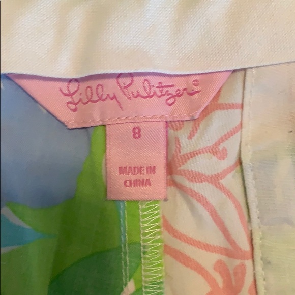 Lilly pulitzer women’s shorts size 8 - Picture 3 of 6